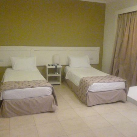 Hotel Anaca Sao Carlos Cameră foto