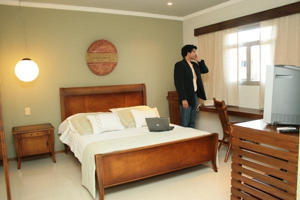 Hotel Anaca Sao Carlos Cameră foto